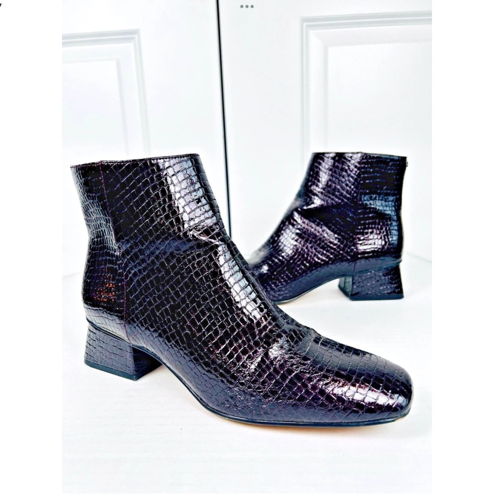 Circus Sam Edelman Burgundy Croc Embossed Square Toe Block Heel Ankle Boots 9.5